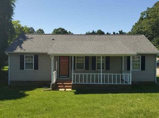 1105 S 3rd St, Mebane, NC 27302