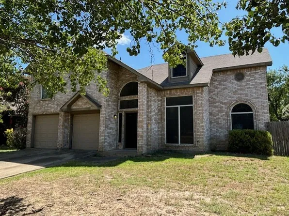 3912 Summer Hill Dr, Balch Springs, TX 75180