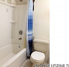 3rd image of 2516 Crestwood Ave