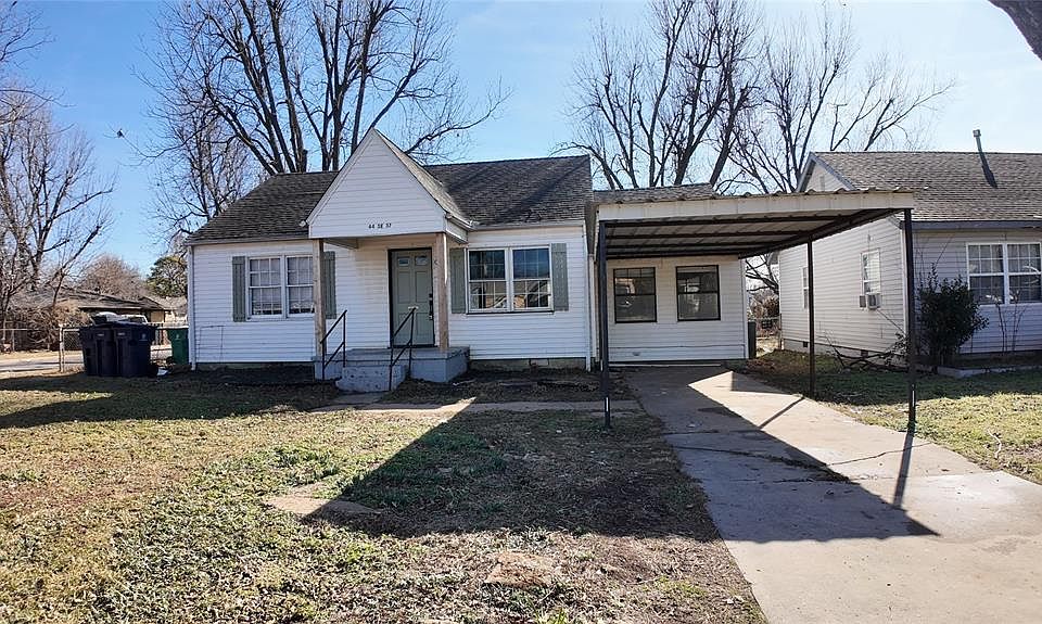 1st image of 44 SE 37th St