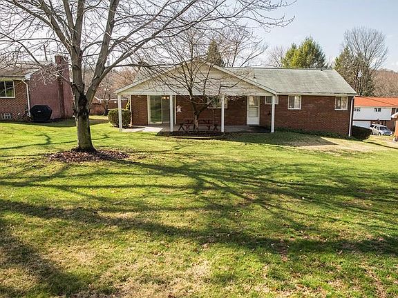 5th image of 2802 Jo Alyce Dr