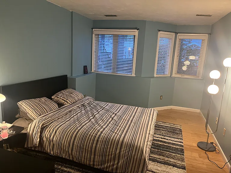 237 Lake St #1 — Photo 11