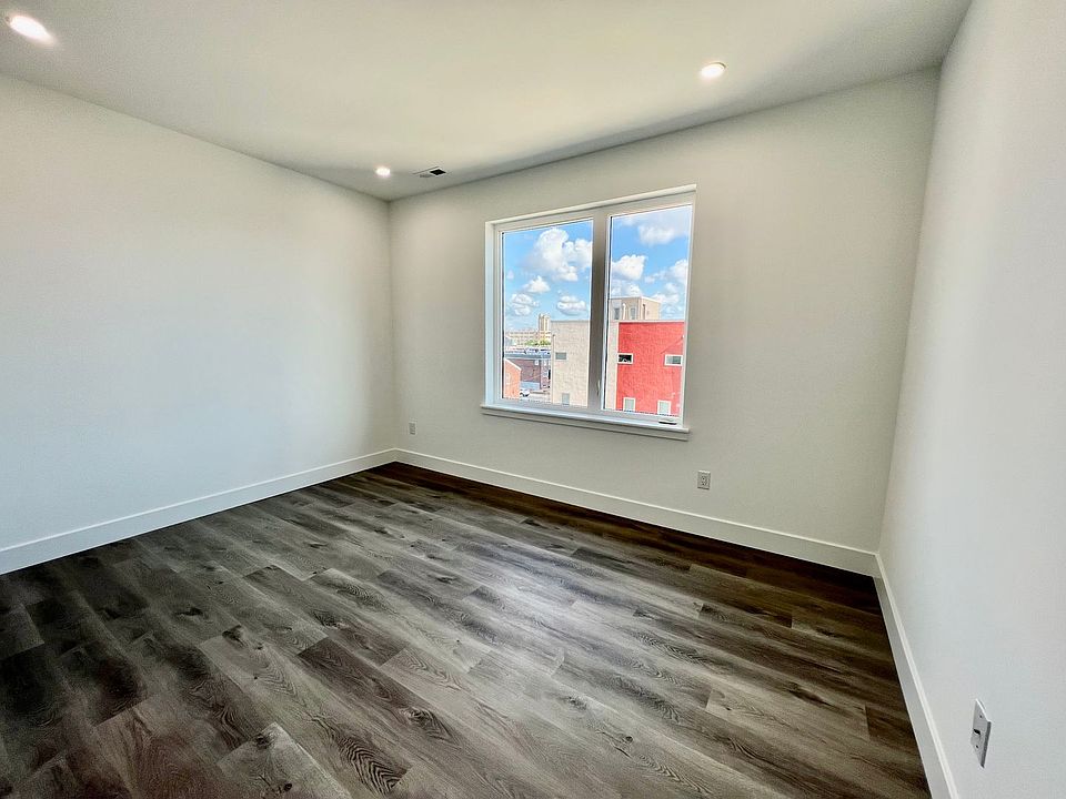 1st image of 1841 Hartranft St #14