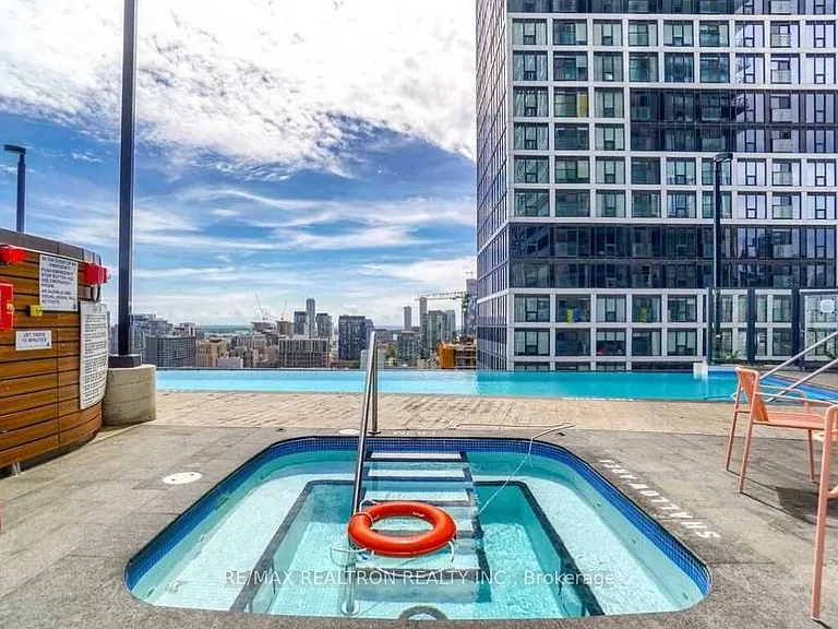 251 Jarvis St #2102 — Photo 16