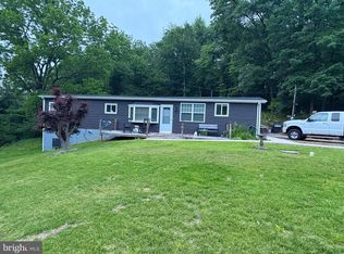 505 Wago Rd, Mount Wolf, PA 17347