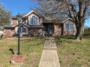 909 Joanne Dr, Webb City, MO 64870