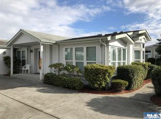 420 W Crows Nest Ln, Sequim, WA 98382