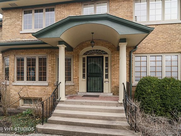 2nd image of 1111 N Kenilworth Ave