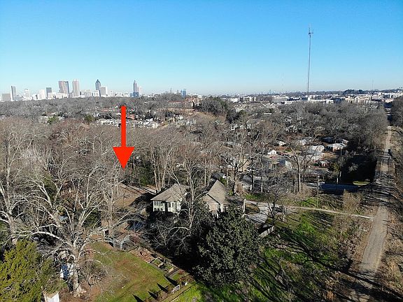 4th image of 778 Lynwood St SE