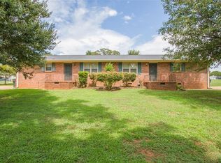 3806 Dixon Rd, Anderson, SC 29625