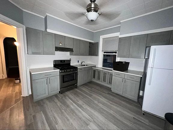 2nd image of 120 Quinlan Ave Floor 2