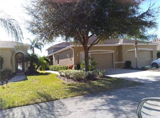 2232 Oakley Green Dr #2232, Sun City Center, FL 33573