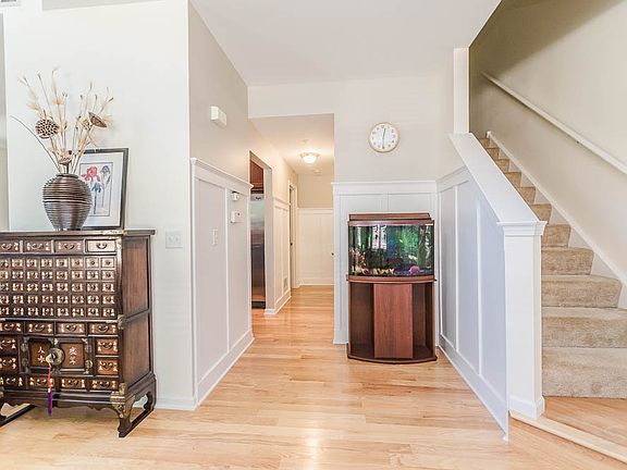 2nd image of 1029 Enfield Dr #1-B1