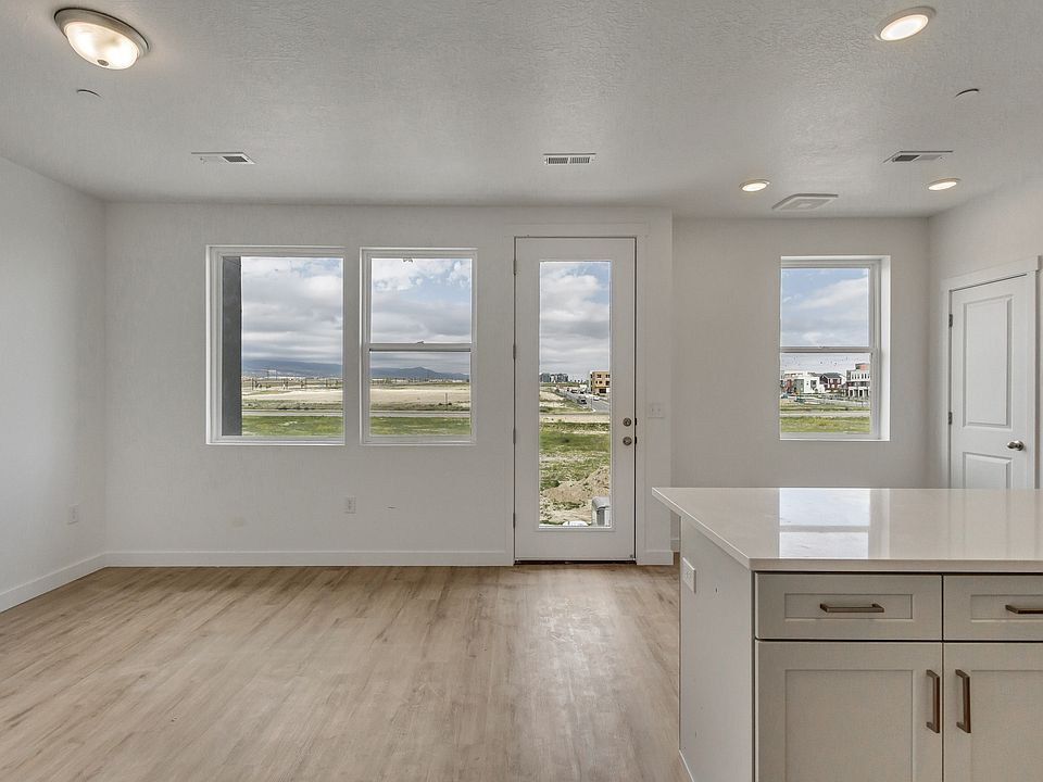 5227 W Reventon Dr South Jordan UT Zillow