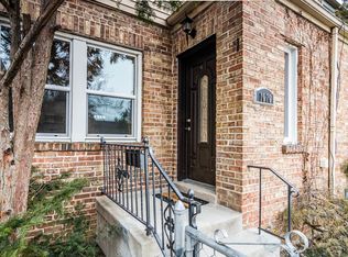 1070 Thacker St, Des Plaines, IL 60016
