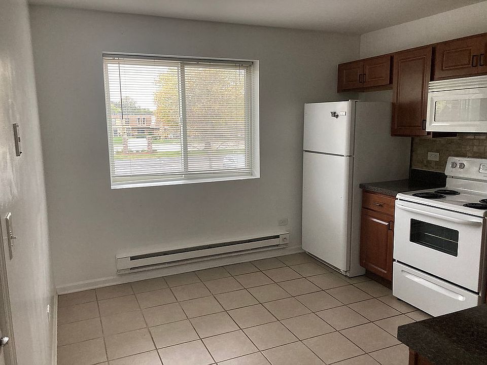 1st image of 7713 Woodward Ave APT 3B