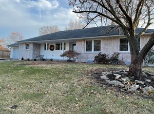 214 E Highlander St, Marshall, MO 65340