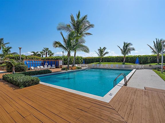 4th image of 10410 S Ocean Dr APT 1009