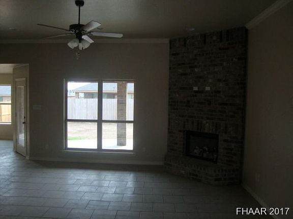 2nd image of 3608 Loma Gaile Ln