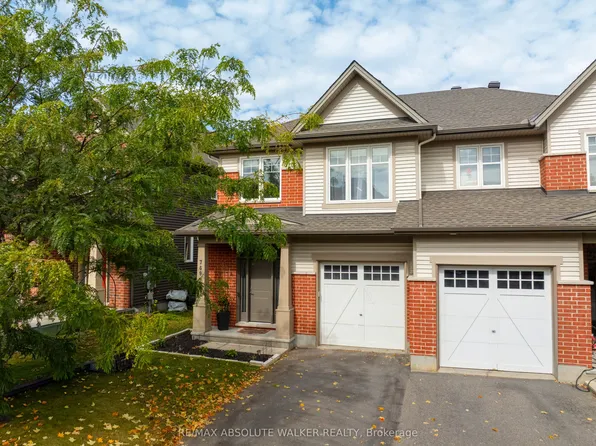 769 Hazelnut Cres, Ottawa, ON K1T 0K3