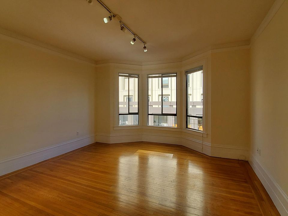 1st image of 945 Hyde St APT 34