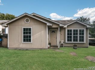 215 Sharmain Pl, San Antonio, TX 78221
