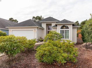 65 Spyglass Ln, Florence, OR 97439