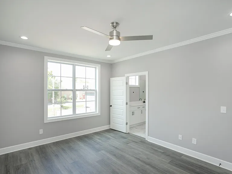 67 Donelson St — Photo 1