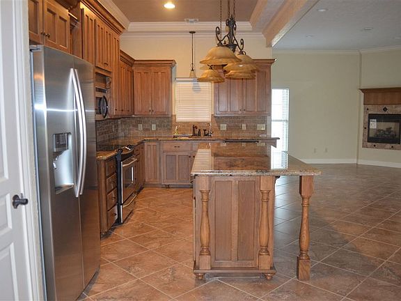 5th image of 6510 Pointe Park Dr
