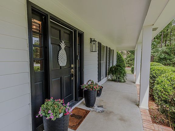 2nd image of 108 Cardinal Ridge Rd