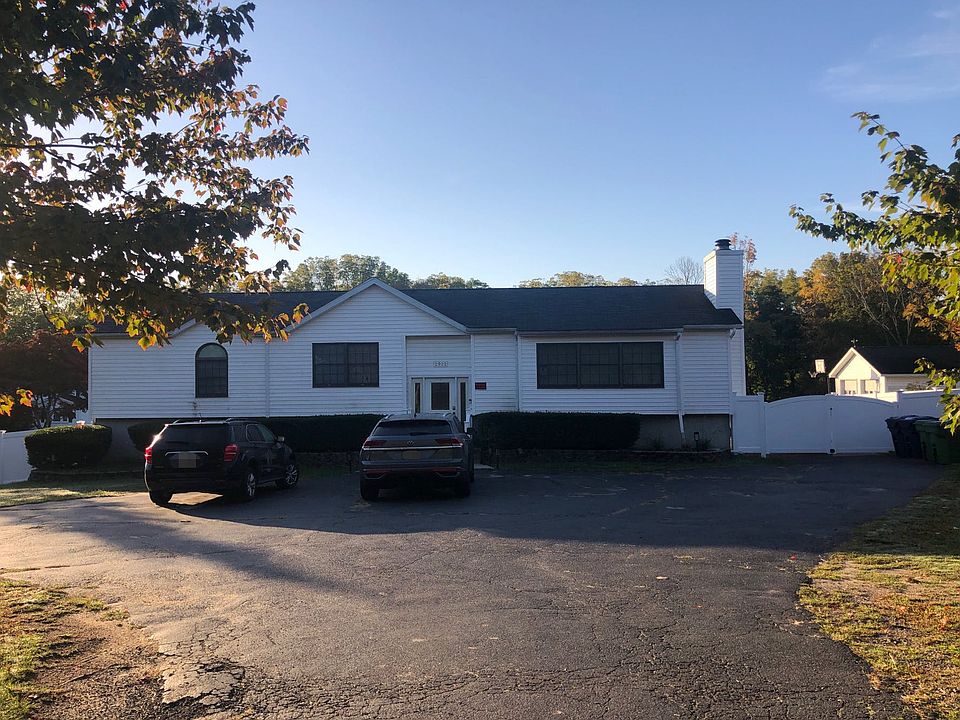 2922 W Bangs Ave, Neptune, NJ 07753 | Zillow