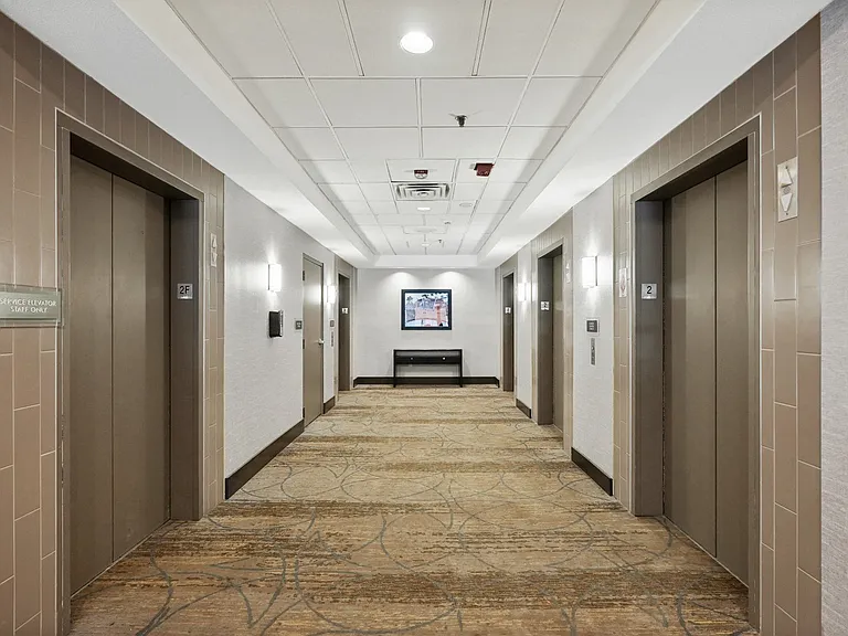 AIRE MSP Apartments — Photo 13