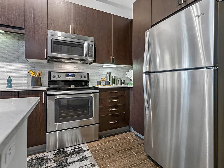 Pearl Dadeland — Photo 4