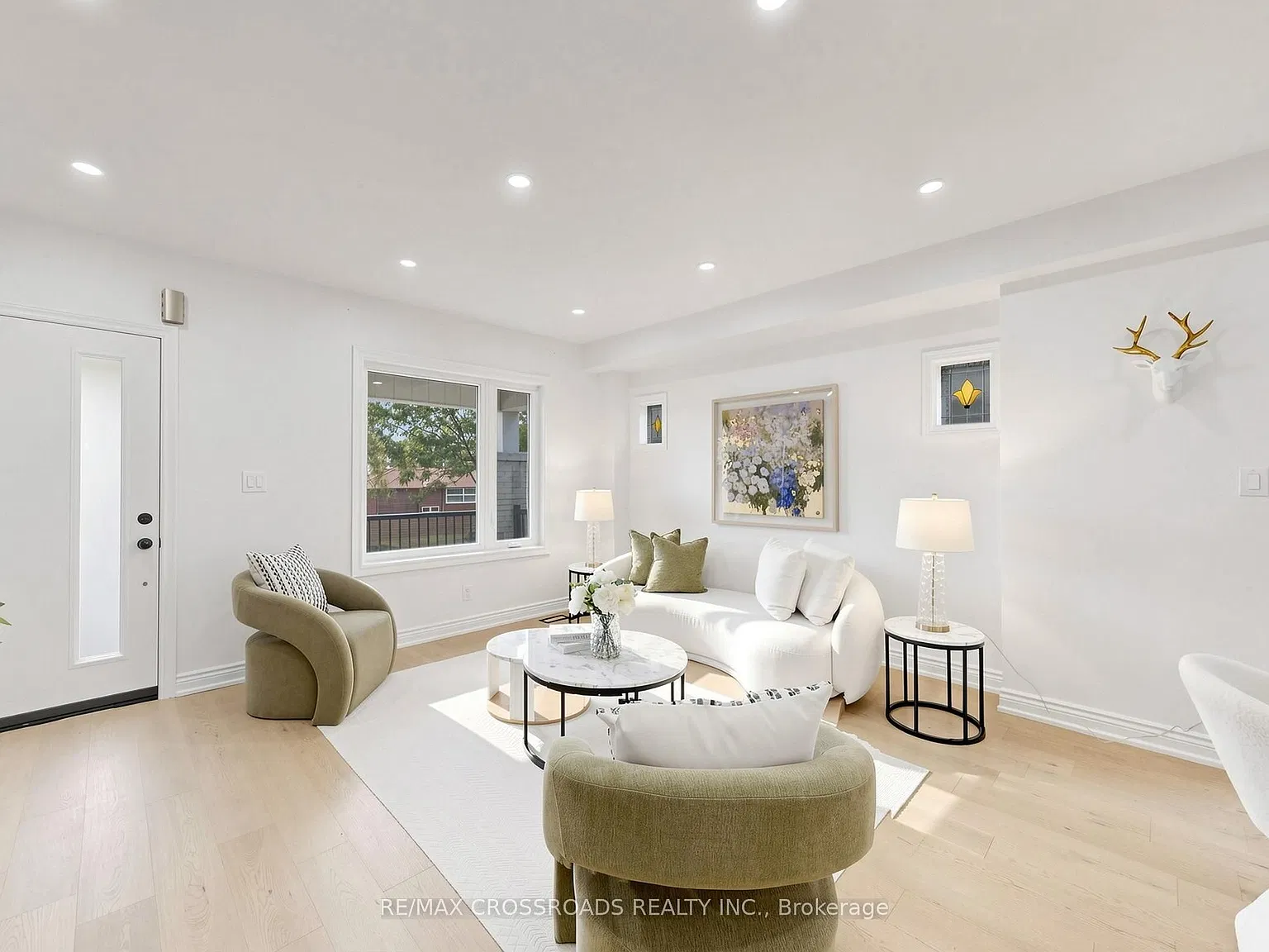 3 bed, $4,650 — Photo 4