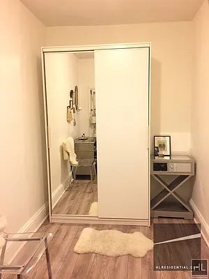 Rented by Highline Residential | media 19