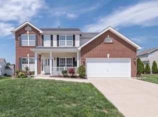 295 Fox Ridge Dr, Saint Charles, MO 63303