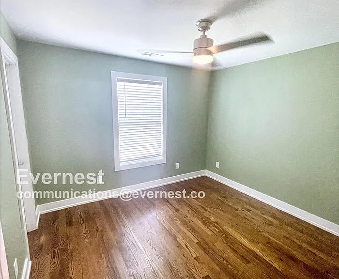 2116 Courtney Ave — Photo 13