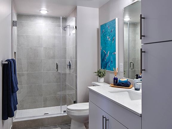 4th image of 1723 SW 23rd St #601