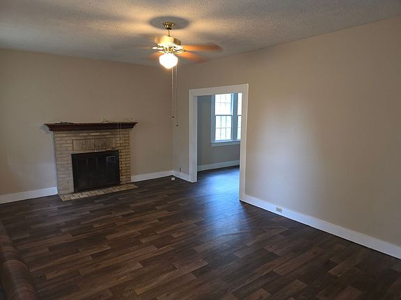 2nd image of 1840 Carolina Ave