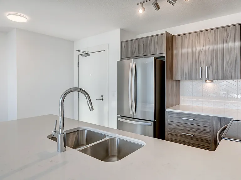 850 11th St SW — Photo 41