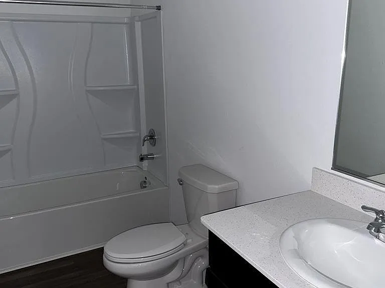 607 Cochran Dr — Photo 29