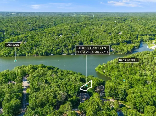 18 Oakley Ln, Bella Vista, AR 72714