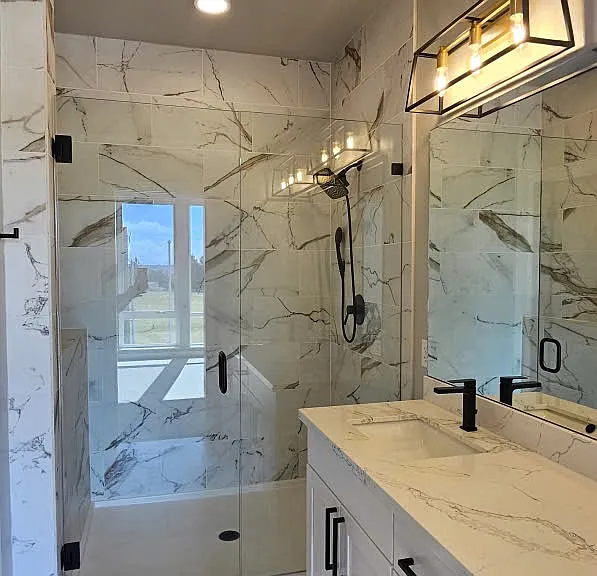 1208 Harrington Ave NE — Photo 18