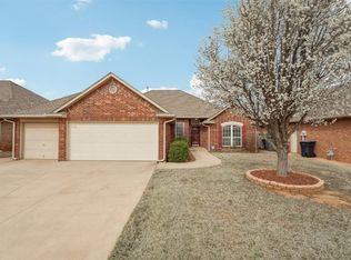 12105 Kimberlyn Rd, Oklahoma City, OK 73162
