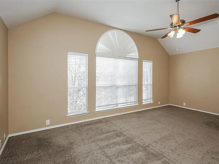 4105 Westminster Way #4105 — Photo 4
