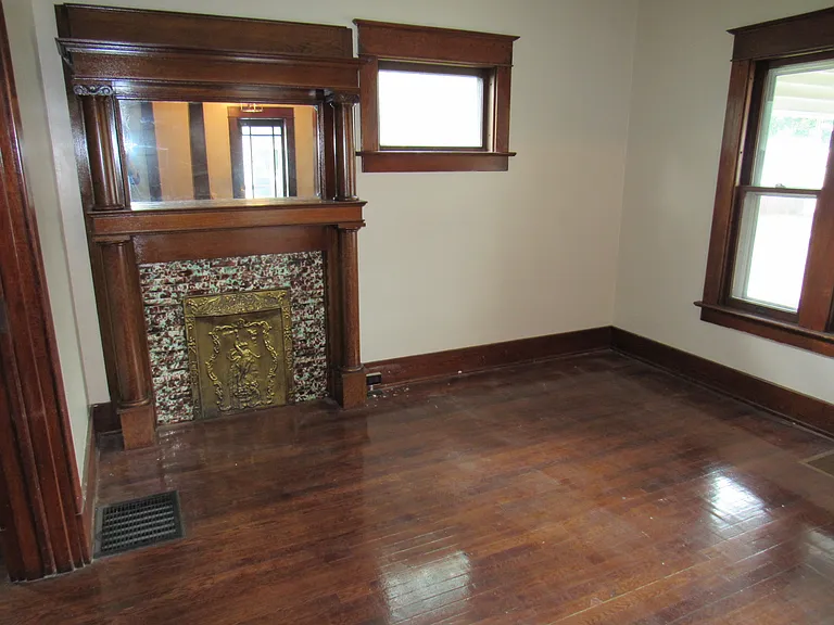 821 S 7th St — Photo 8