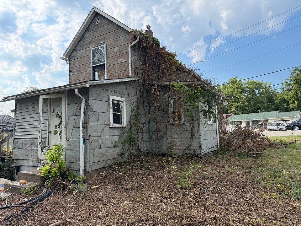 2nd image of 1016 State St
