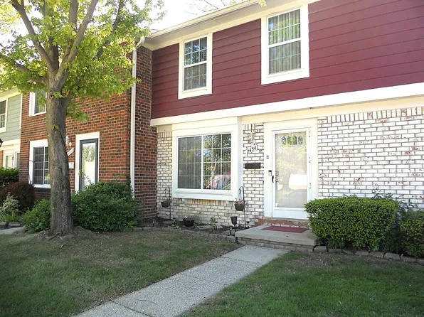24541 Seaton Circuit E #15, Warren, MI 48091