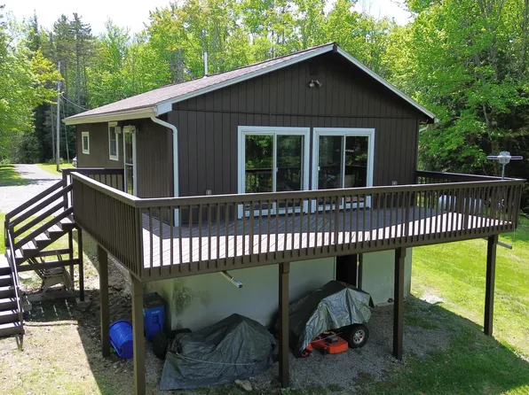 204 Gutha Road, Gloversville, NY 12078