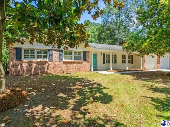 1136 Pinehurst Dr, Hartsville, SC 29550